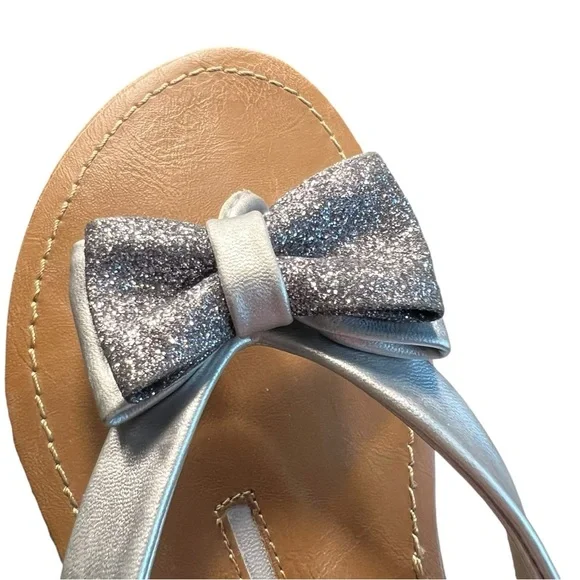Silver Bow New Directions Flip Flops Size 6.5 - Picture 6 of 8